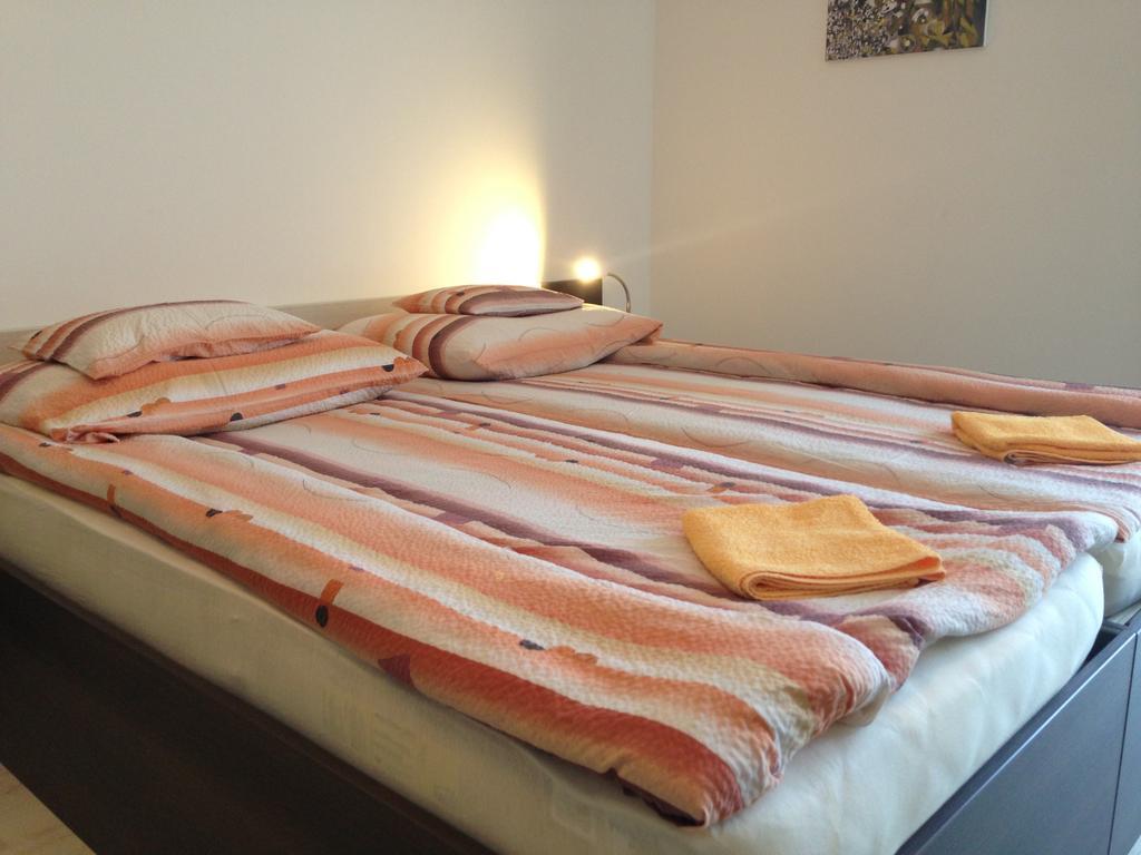 גיולה Lovagvar Apartments מראה חיצוני תמונה