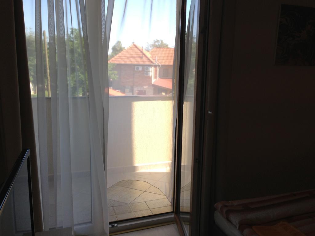 גיולה Lovagvar Apartments מראה חיצוני תמונה