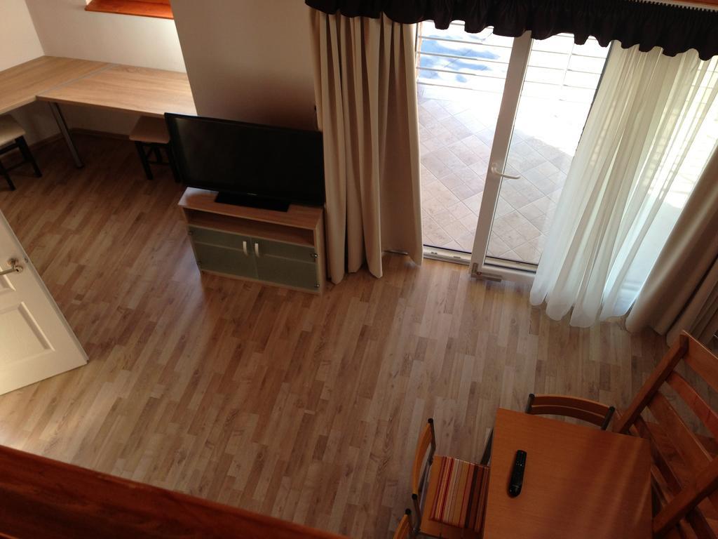 גיולה Lovagvar Apartments מראה חיצוני תמונה